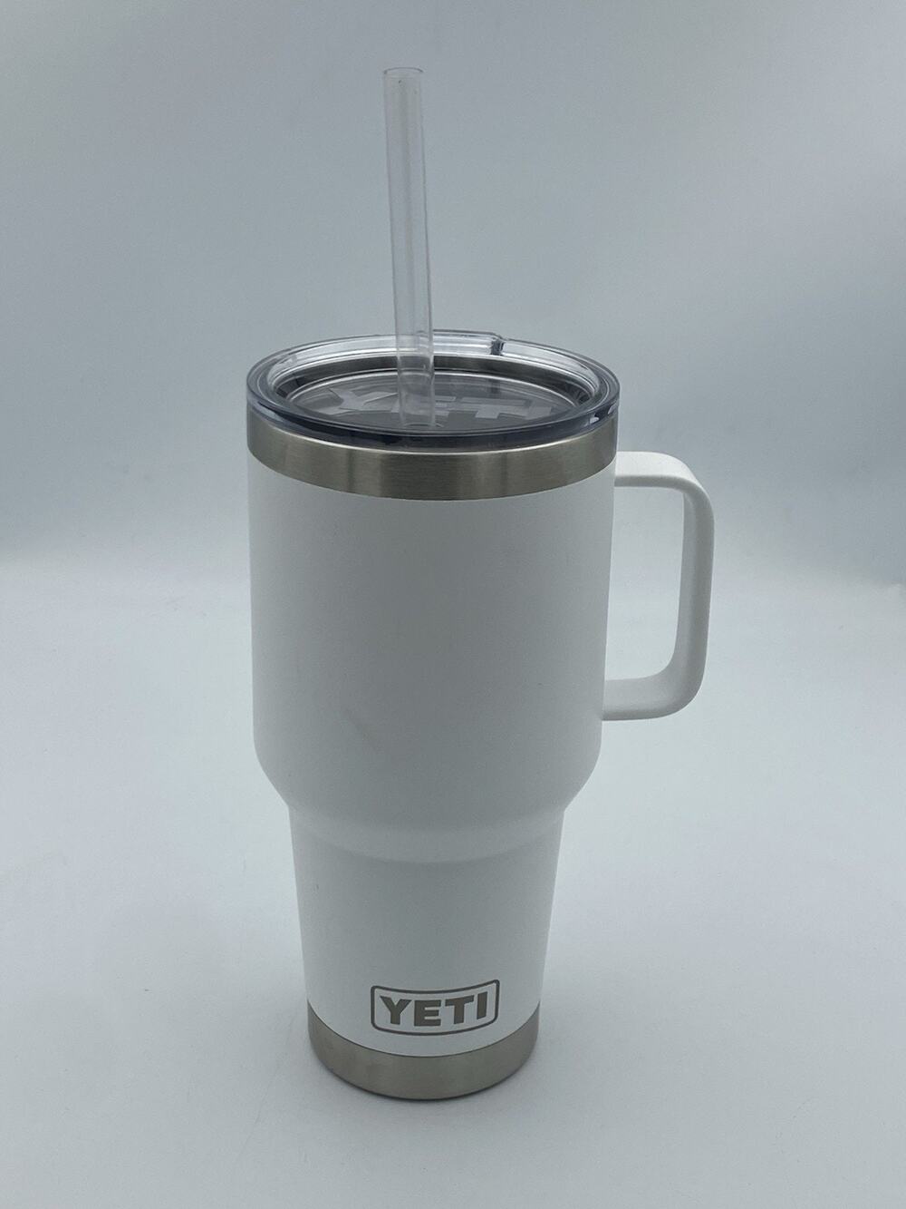 Yeti Rambler 30oz Travel Mug w/Stronghold Mag Lid Color: White & Stainless Steel